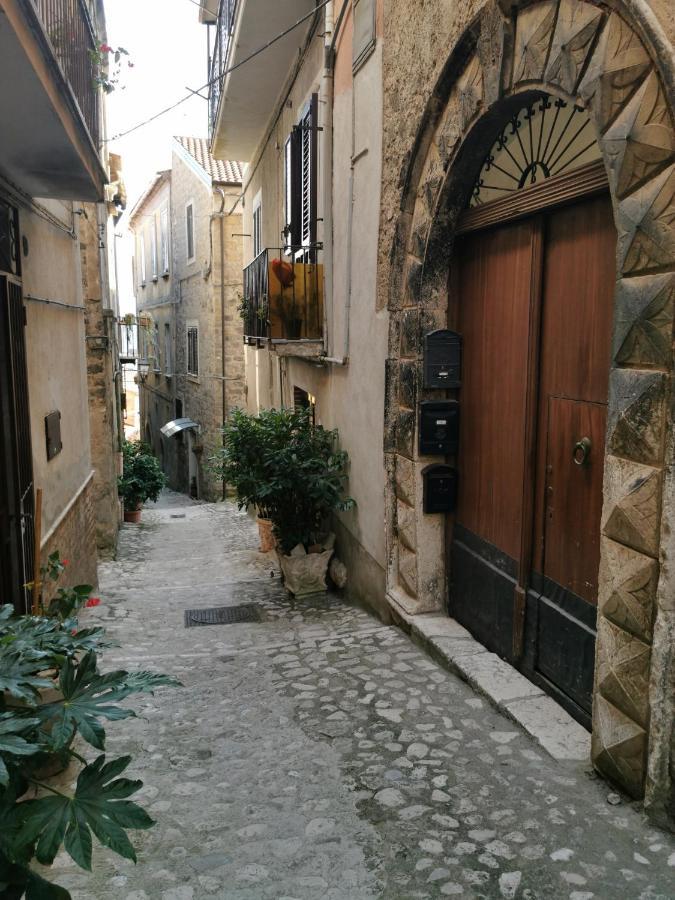 Apartamento Casa D'Arte Vintage L&B - 170Metri Da Pepe In Grani Caiazzo Exterior foto