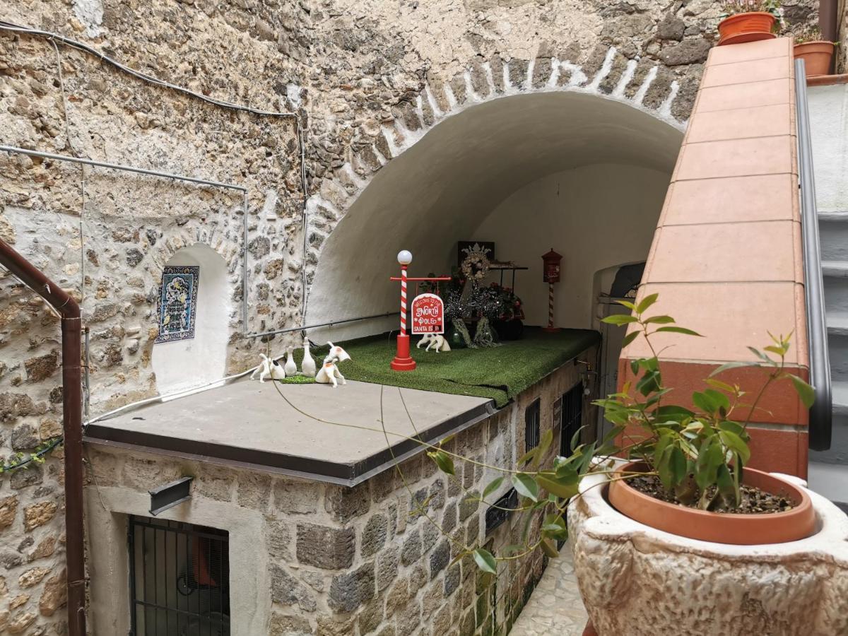 Apartamento Casa D'Arte Vintage L&B - 170Metri Da Pepe In Grani Caiazzo Exterior foto